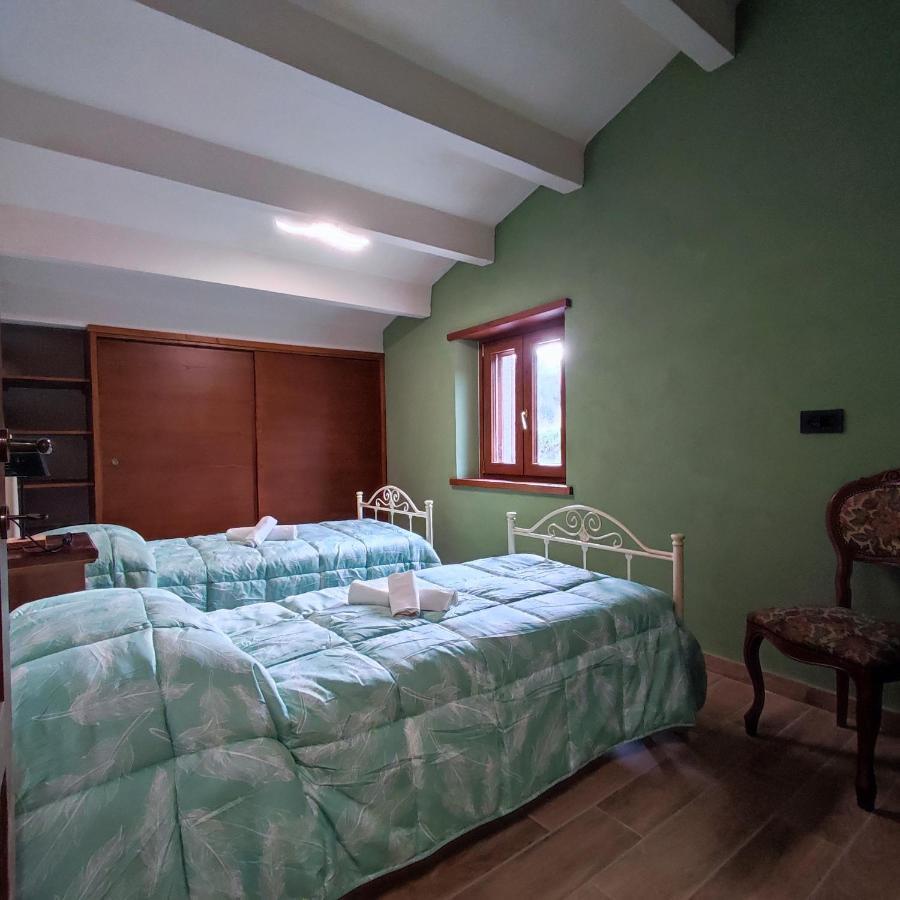 Вилла Agriturismo La Casina Caprese Michelangelo Экстерьер фото